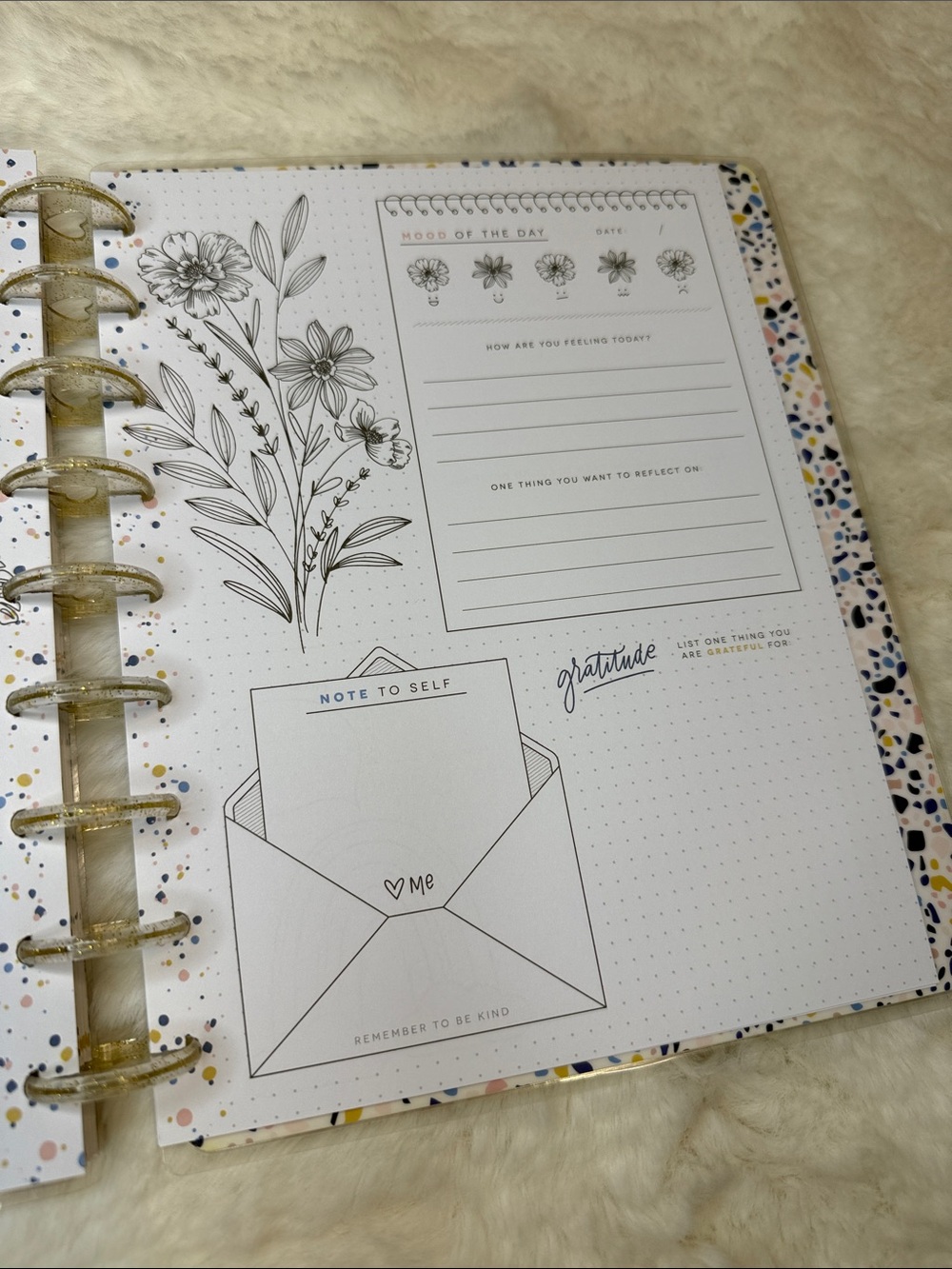 The Happy Planner - Hello Happy - CLASSIC GUIDED MOOD JOURNAL - Picture 6 of 11